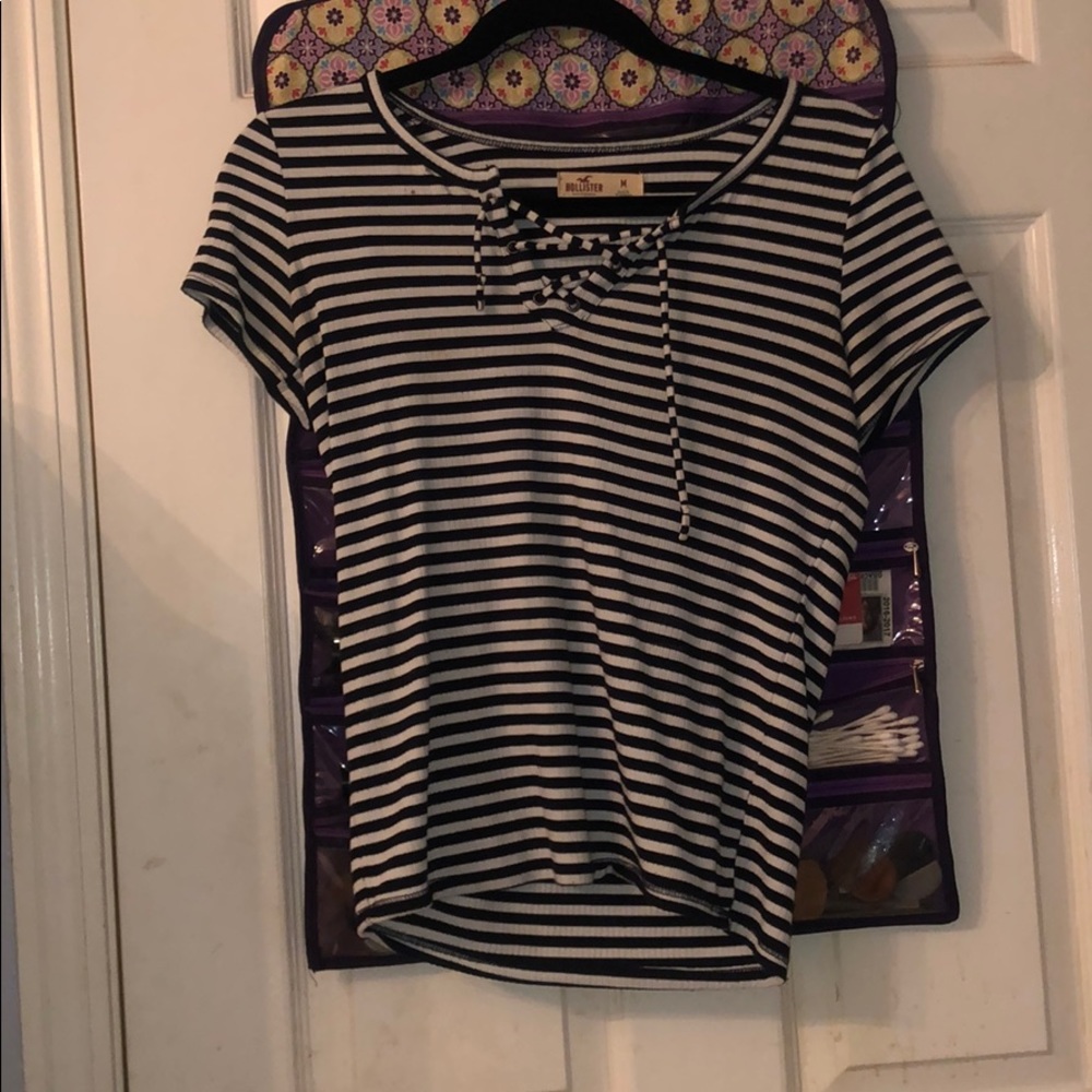 hollister shirt